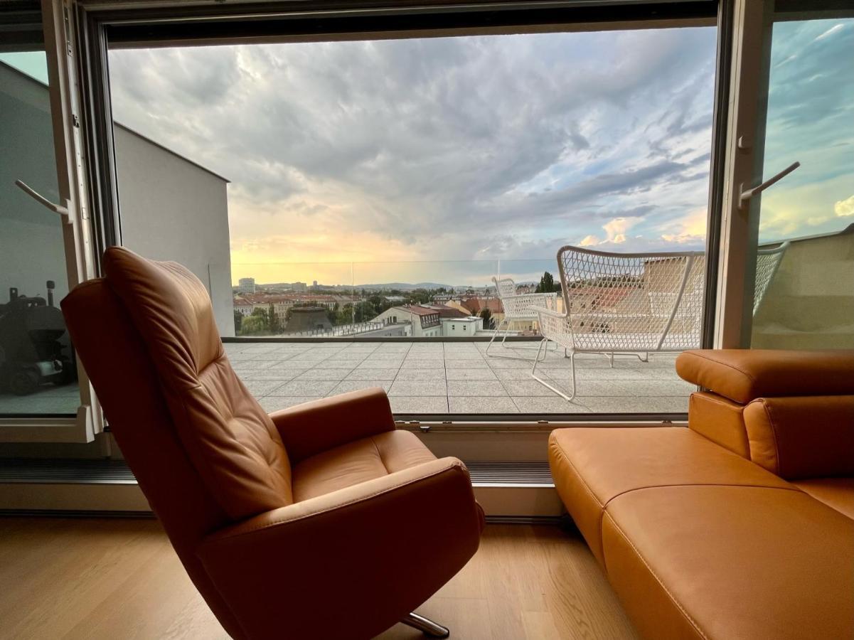 Brno City Center Apartment With Parking And A Big Terrace Buitenkant foto