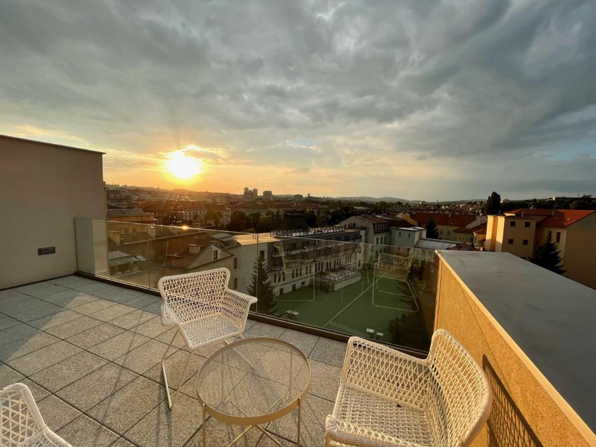 Brno City Center Apartment With Parking And A Big Terrace Buitenkant foto