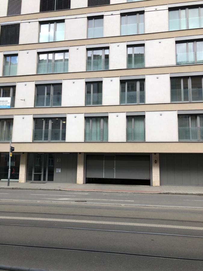 Brno City Center Apartment With Parking And A Big Terrace Buitenkant foto
